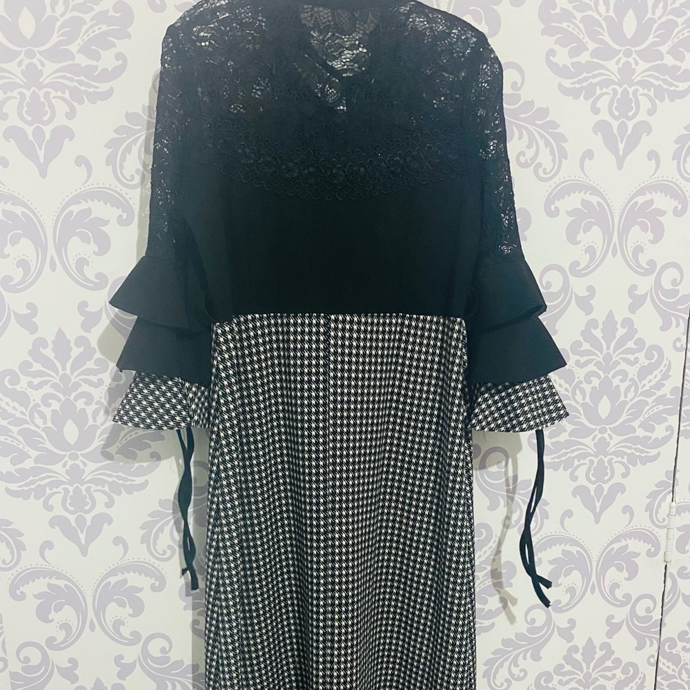 Black and White long dress size S